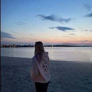 Meet your Posher, Abby